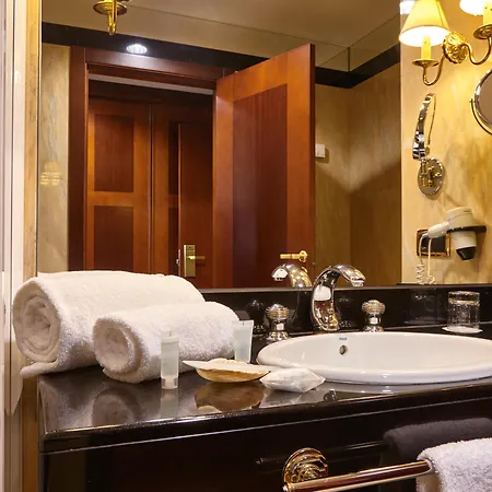 Eurostars Gran Santiago Hotel 4*