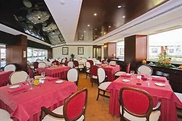 Hotell Eurostars Gran Santiago 4*