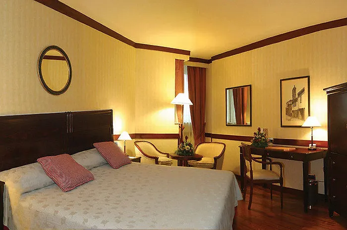 Eurostars Gran Santiago Hotel Saint-Jacques-de-Compostelle